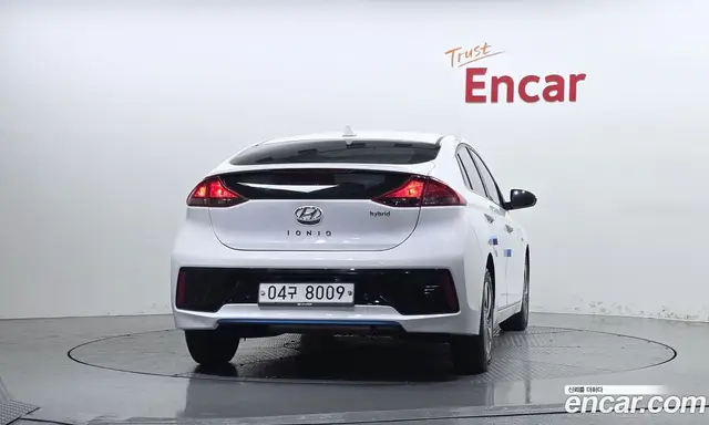 Hyundai Ioniq 2017 1.6 АКПП, миниатюра 4