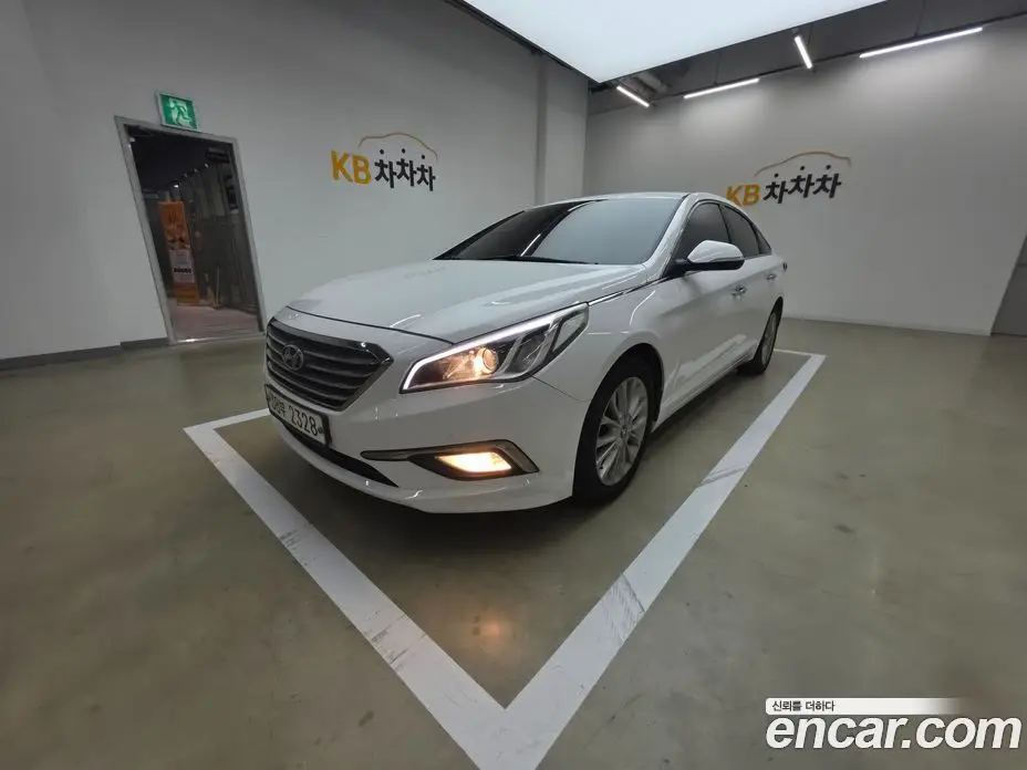 Hyundai Sonata 2015 2.0 АКПП, фото 1 Hyundai Sonata 2015 2.0 АКПП, фото 1
