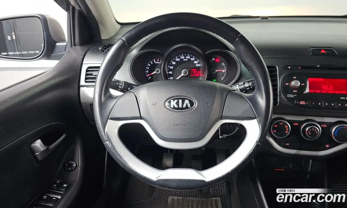 Kia Morning 2013 1.0 МКПП, фото 13