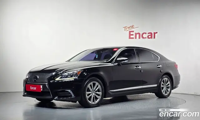 Lexus LS, 2014, 93 654 км