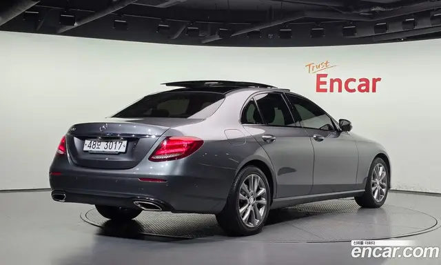 Mercedes-Benz E-Class 2017 2.0 АКПП, миниатюра 2