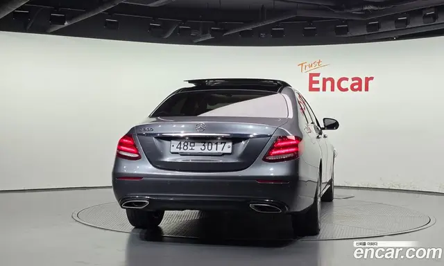 Mercedes-Benz E-Class 2017 2.0 АКПП, миниатюра 4