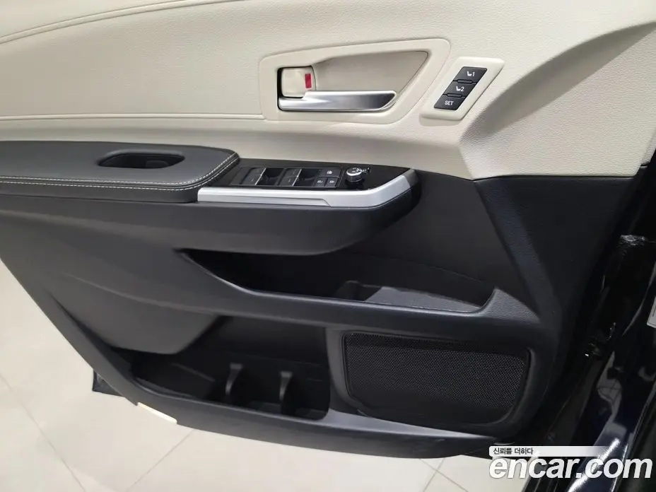 Toyota Sienna 2025 2.5 вариатор, фото 12