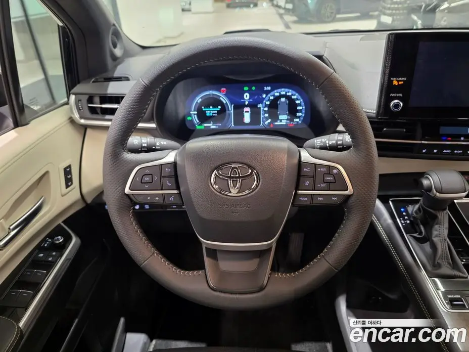 Toyota Sienna 2025 2.5 вариатор, фото 14