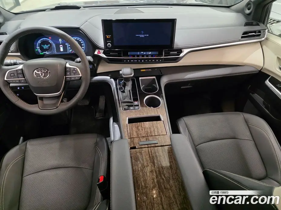 Toyota Sienna 2025 2.5 вариатор, фото 7