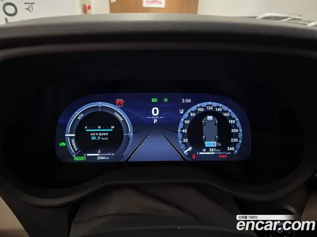 Toyota Sienna 2025 2.5 вариатор, миниатюра 8