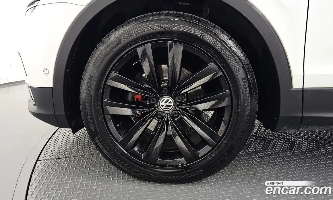 Volkswagen Tiguan 2019 2.0 АКПП, фото 5