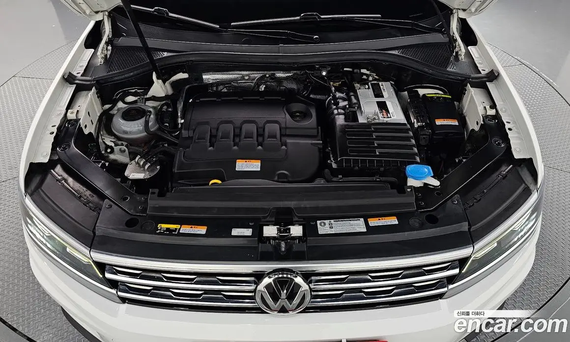 Volkswagen Tiguan 2019 2.0 АКПП, фото 6
