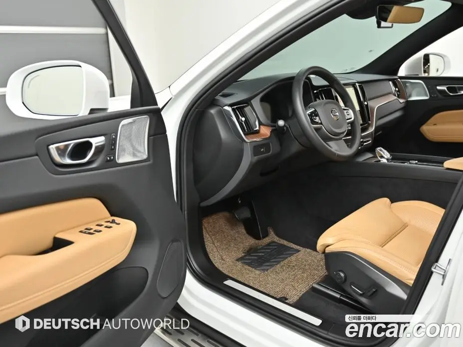 Volvo XC60 2024 2.0 АКПП, фото 11