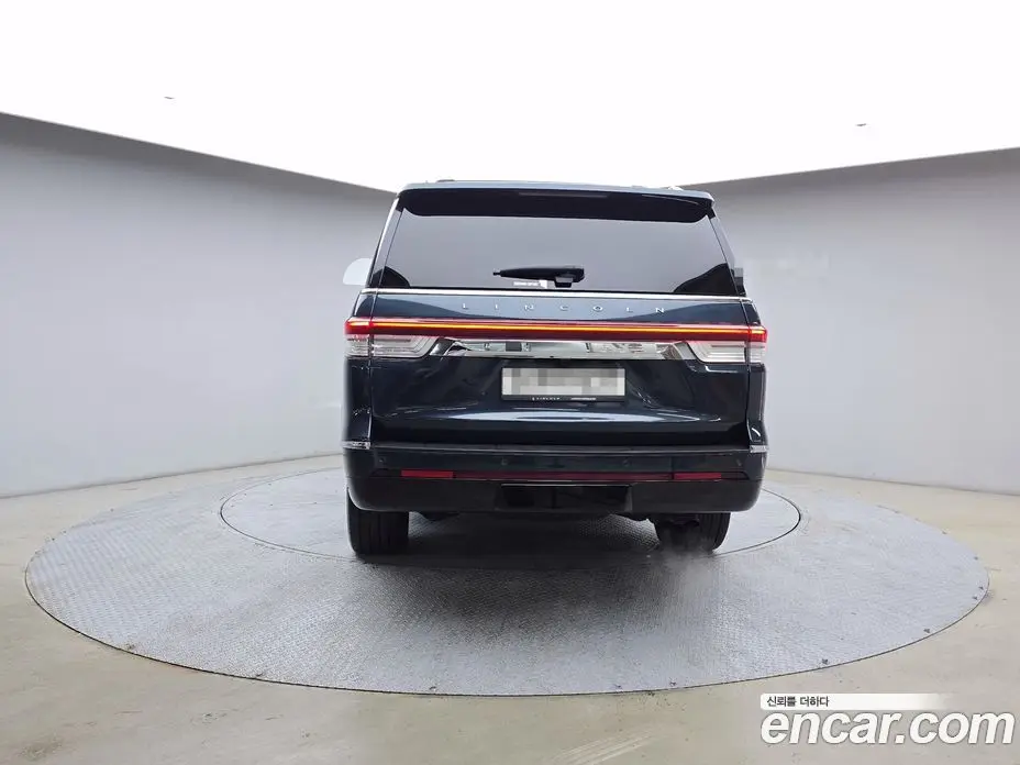 Lincoln Navigator 2022 3.5 АКПП, фото 4