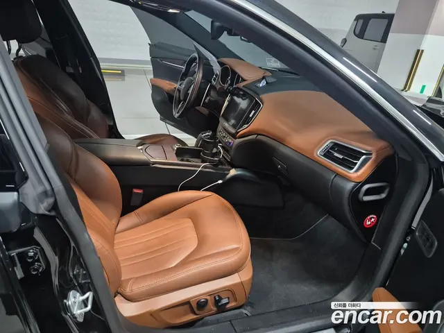 Maserati Ghibli 2020 3.0 АКПП, миниатюра 11