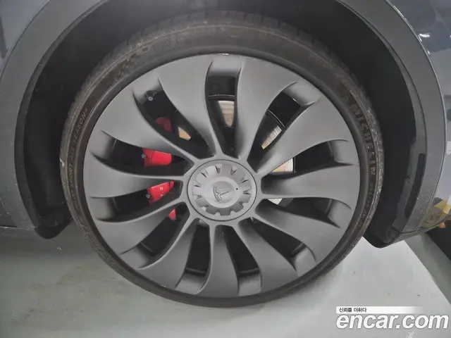 Tesla Model Y 2022 АКПП, миниатюра 5 Tesla Model Y 2022 АКПП, миниатюра 5