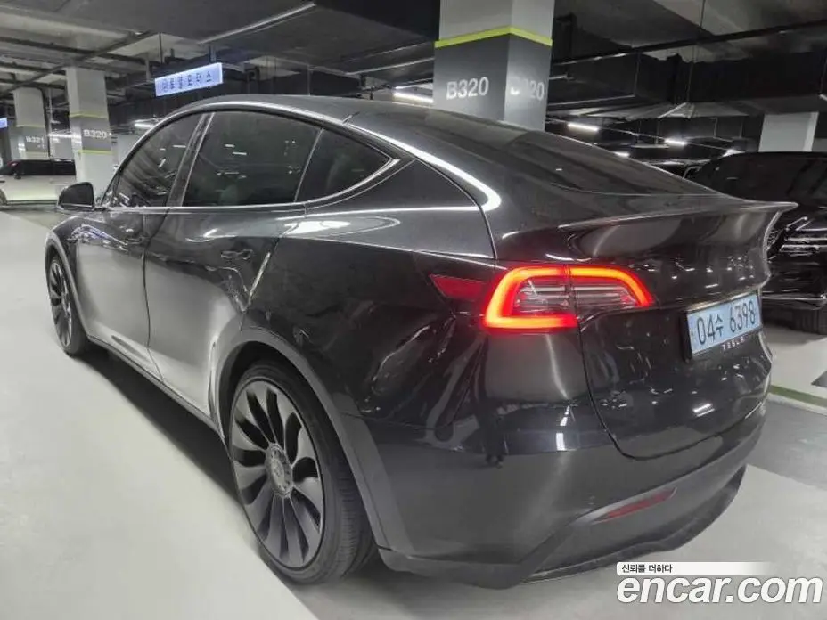 Tesla Model Y 2022 1.0 АКПП, фото 3