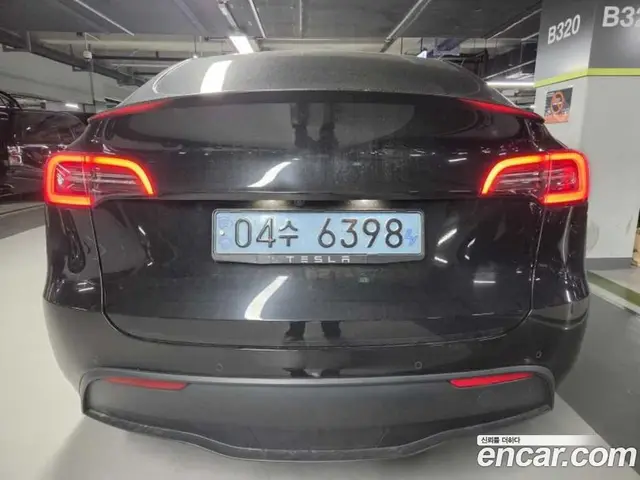 Tesla Model Y 2022 1.0 АКПП, миниатюра 4