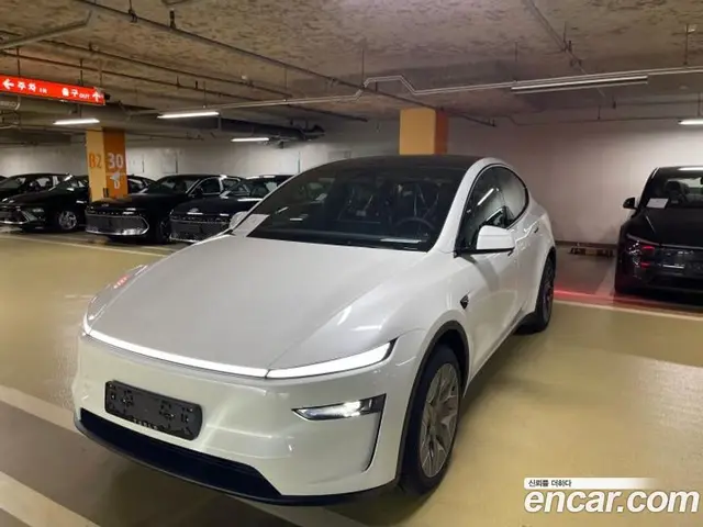Tesla Model Y, 2026, 1 км