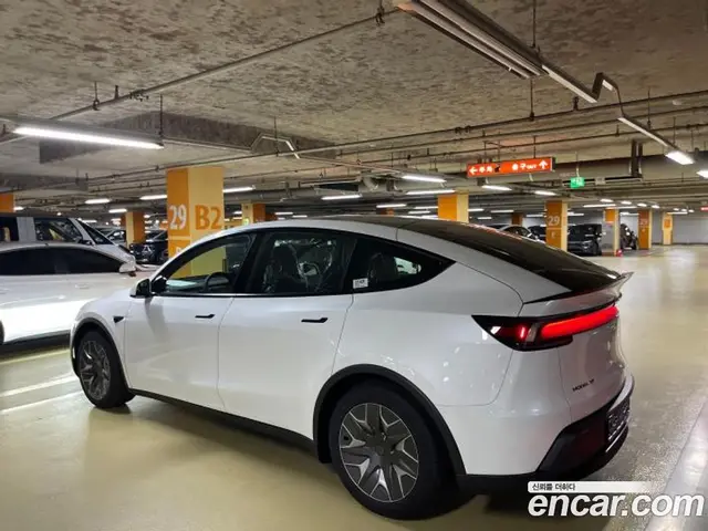 Tesla Model Y 2026 0.2 АКПП, миниатюра 5 Tesla Model Y 2026 0.2 АКПП, миниатюра 5
