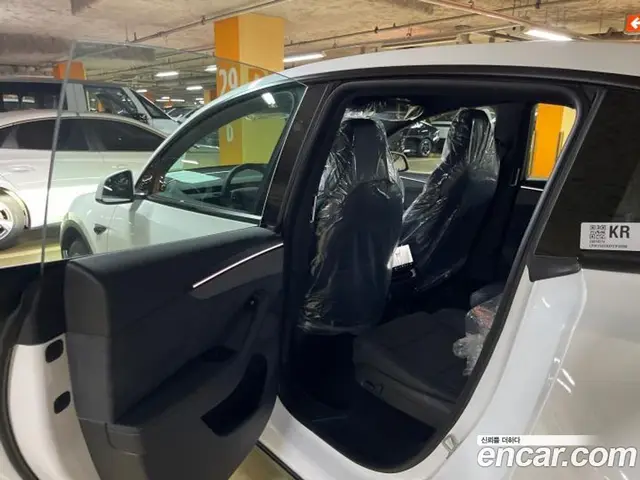 Tesla Model Y 2026 0.2 АКПП, миниатюра 9 Tesla Model Y 2026 0.2 АКПП, миниатюра 9