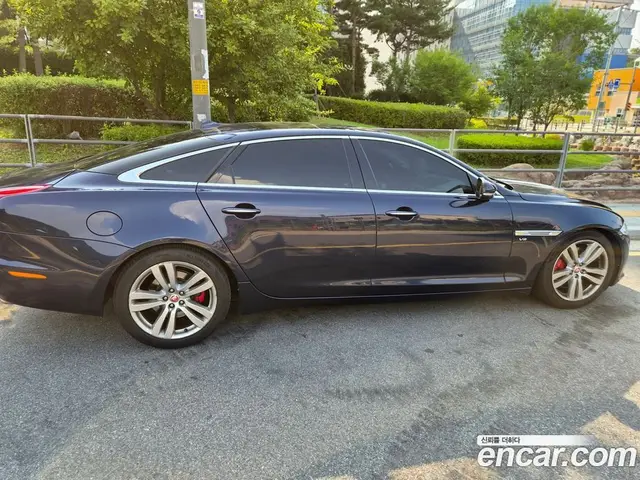 Jaguar XJ 2014 3.0 АКПП, миниатюра 12