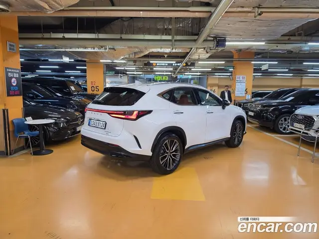 Lexus NX 2026 2.5 вариатор, миниатюра 2 Lexus NX 2026 2.5 вариатор, миниатюра 2