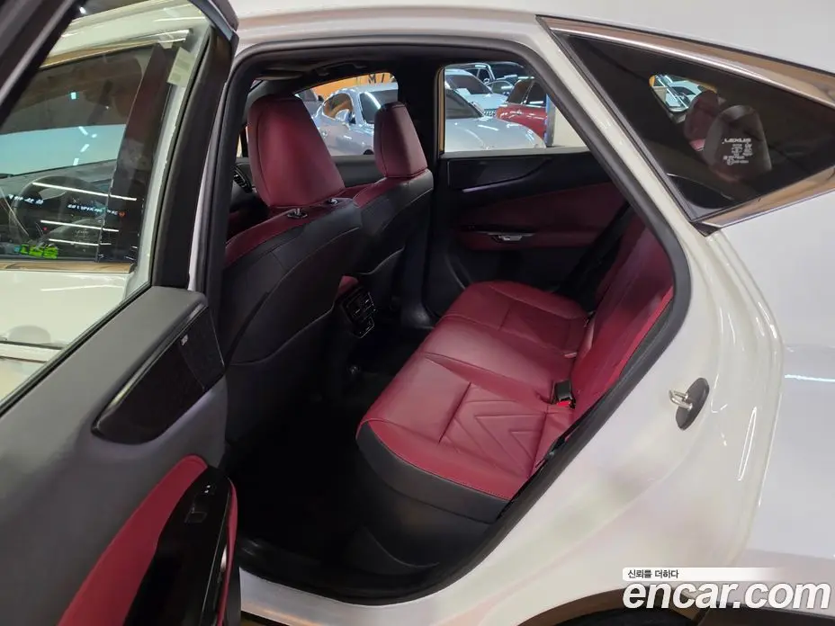Lexus NX 2026 2.5 вариатор, фото 12 Lexus NX 2026 2.5 вариатор, фото 12
