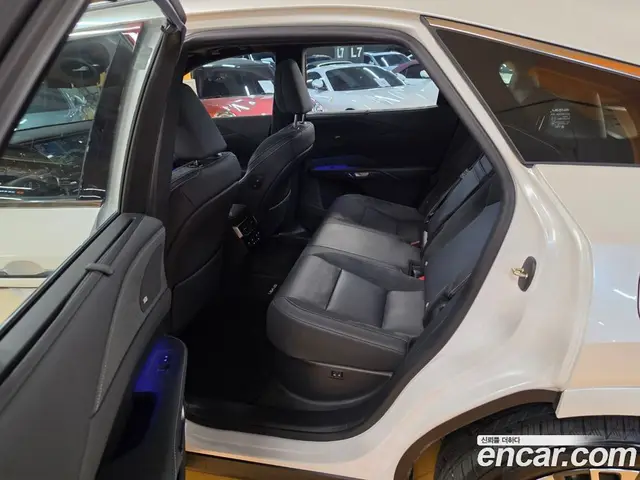 Lexus RX 2025 2.5 вариатор, миниатюра 12