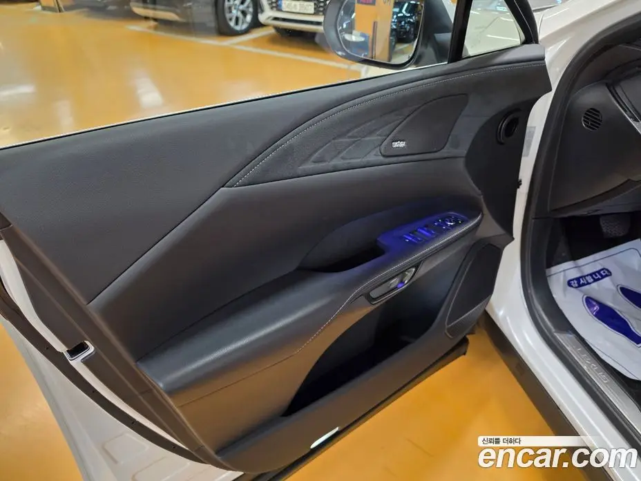 Lexus RX 2025 2.5 вариатор, фото 17 Lexus RX 2025 2.5 вариатор, фото 17