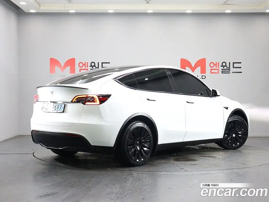 Tesla Model Y 2023 0.2 АКПП, фото 3